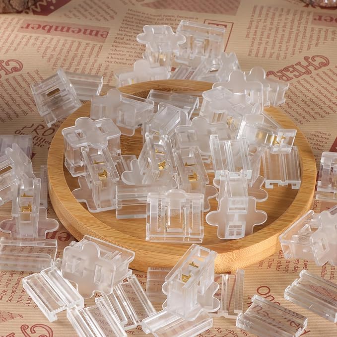 SPT-2 Female Zip Christmas Plugs - Electric Plug - 25pack Transparency