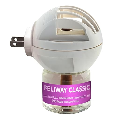 FELIWAY Classic 30 Day Cat Calming Plug In Pheromone Diffuser Starter Kit, 48ml - Helps Reduce Common Signs of Stress in Cats & Kittens, Enhanced Calming