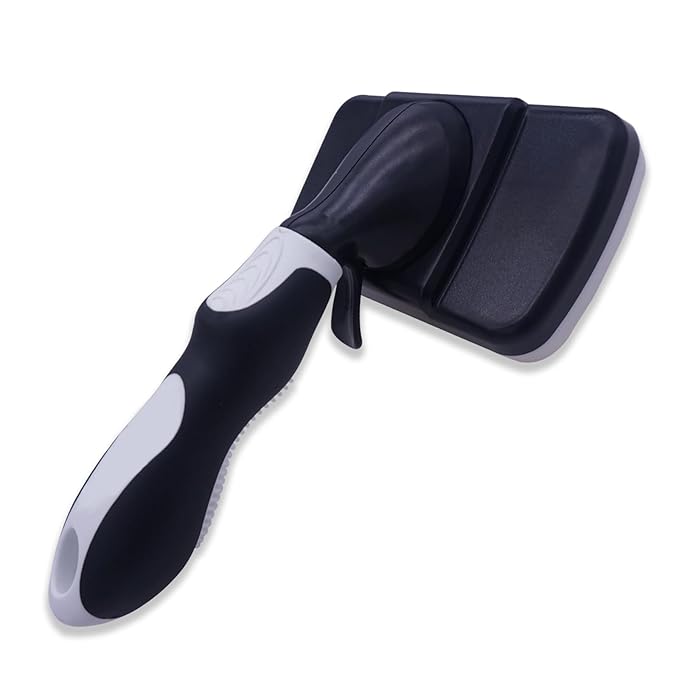 Dog brush Dog Grooming Kit 3PS： self-cleaning slicker brush dog Deshedding Tool&TPR Dog Bath Brush for dogs cats horse Home Travel (white)