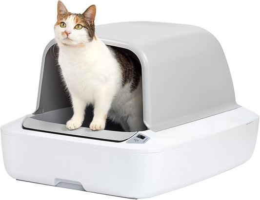 PetSafe ScoopFree Crystal Pro Self-Cleaning Cat Litter Box System – Enclosed Front-Entry – Advanced Odor Control – Includes 1 Disposable Crystal Litter Tray – White (PAL00-18017)