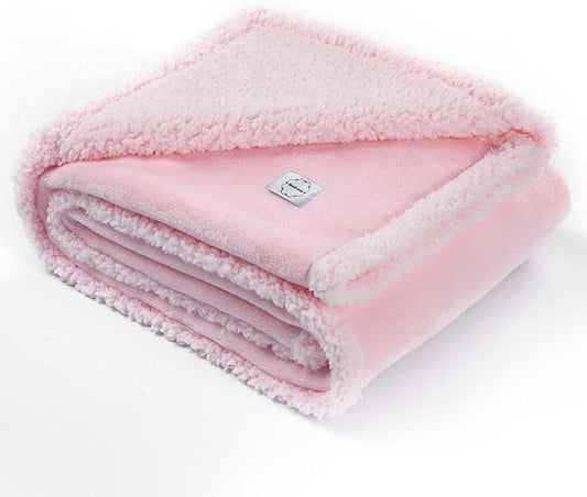 Waterproof Dog Blanket Reversible Fluffy Pet Bed Cover Pink Puppy Blankets Leakproof Sofa Couch Washable Cover Cat Pet Blanket for Warm-M