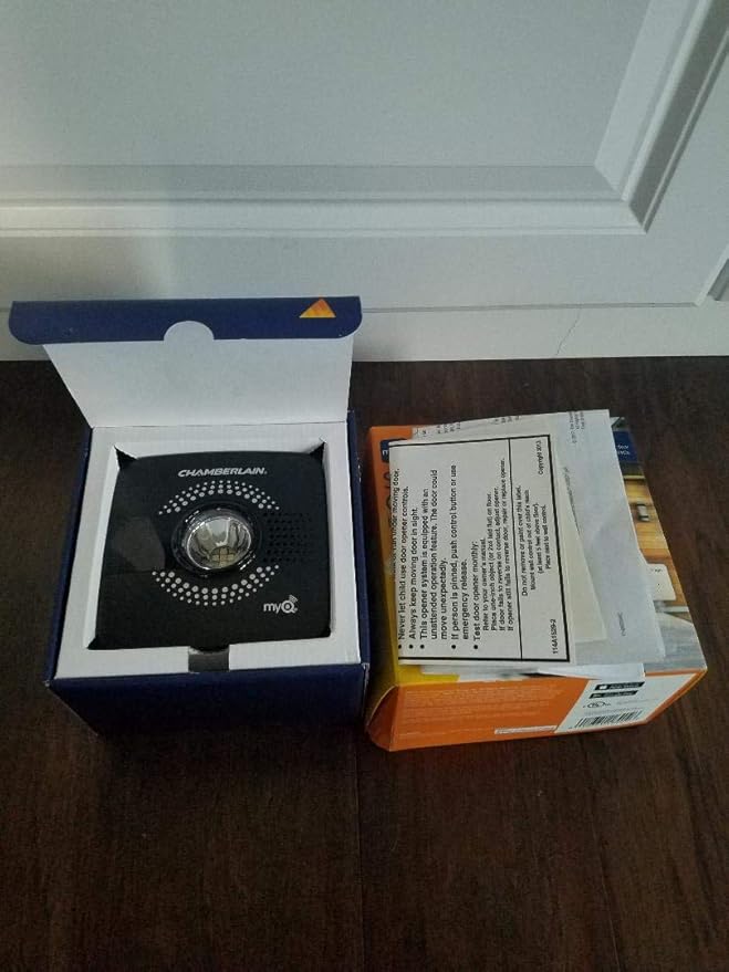 Chamberlain MyQ Smart Garage Hub - Wi-Fi enabled Garage Hub with Smartphone Control, Model MYQ-G0301, Old Version, Black