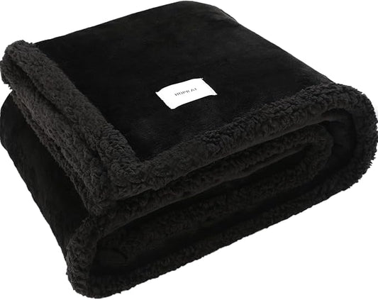 Dog Blanket, Waterproof Reversible Sherpa Fleece Throw Blanket, Furniture Cover for Bed, Couch, Sofa Protection from Liquid Pee and Pet Fur of Puppy, Cat (Black S28*39inches)