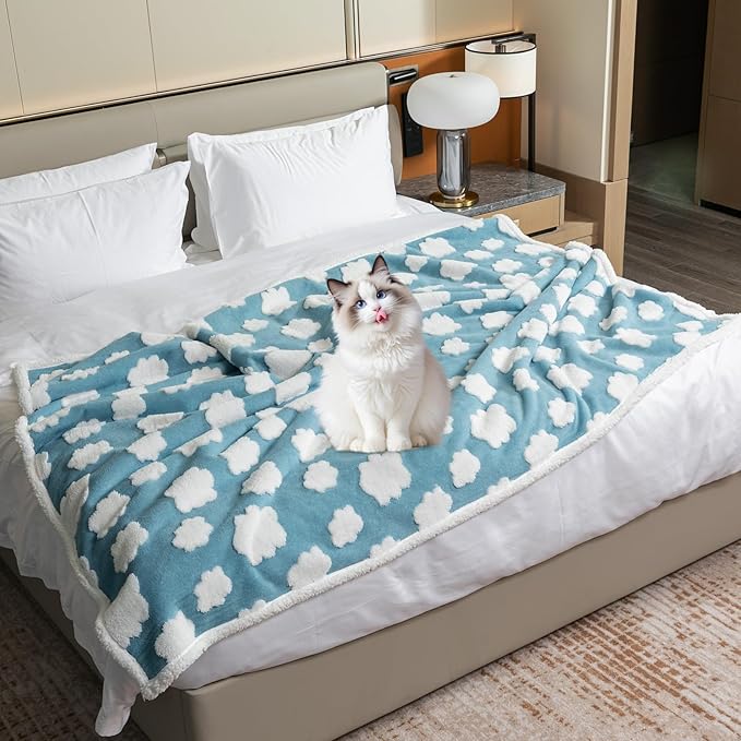 Waterproof Pet Blanket,Dog Bed Covers Couch Sofa Stylish Jacquard Pets Throw Blankets for Puppy Cats Washable Reversible Furniture Protection Covers (Blue Cloud,S)