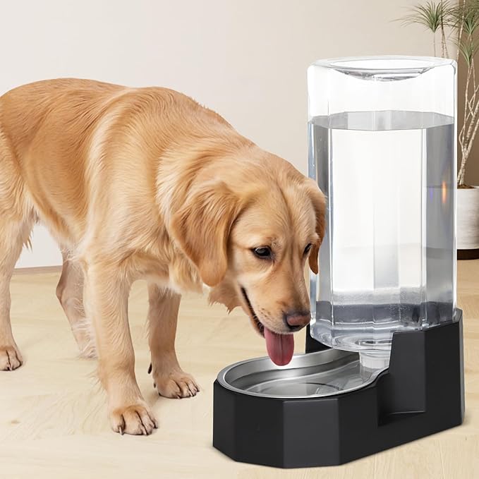 Sfozstra Large Dog Water Dispenser: 9L Automatic Black Water Feeder with Specialized Brush - Gravity Design for Multiple Pets in Garage Garden - Good for Spinal Health