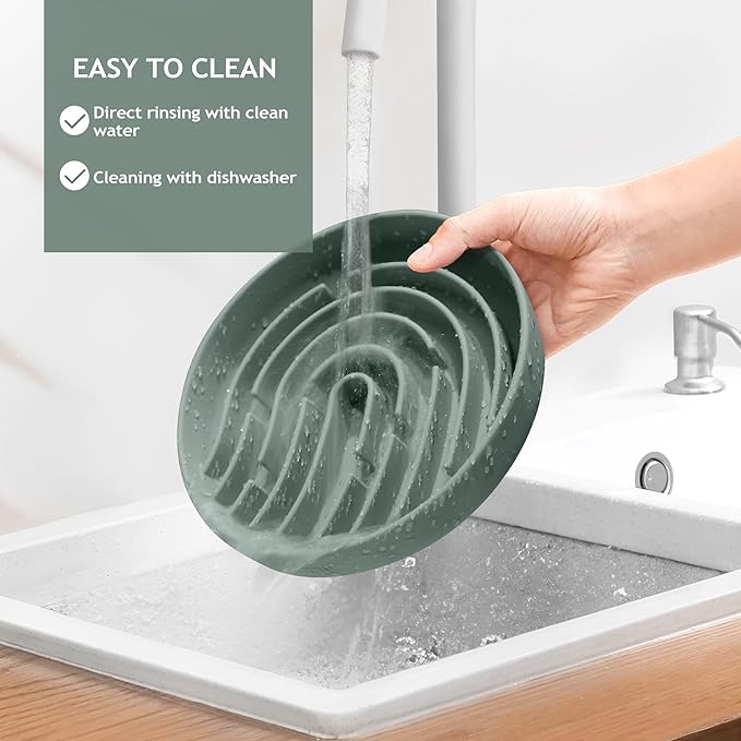 Coomazy Large Silicone Slow Feeder Dog Bowls, Interactive Puzzle Toy for Pets Food Training, Keeps Dogs Busy, Prevents Puppy Overeating (Dark Green, Large: 3.2Cup)