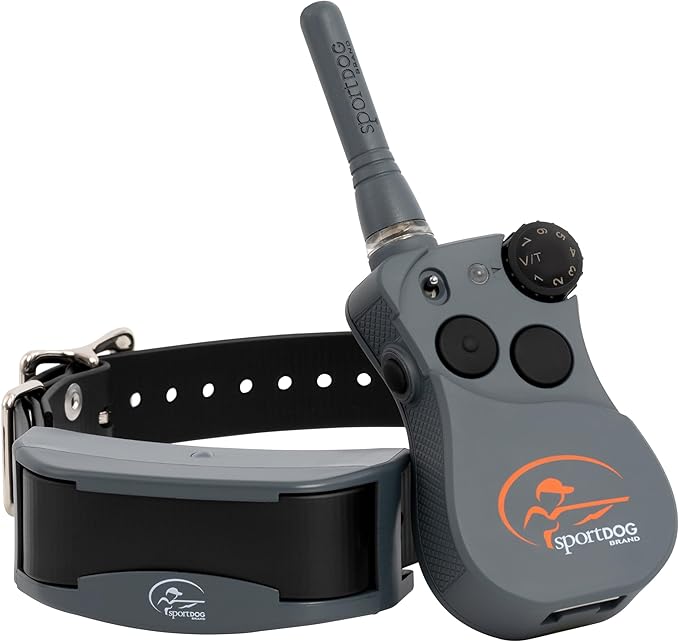 SportDOG FieldSentinel 825 Remote Trainer with Bodyguard Health Alerts - Monitor Heart Rate & Exertion - Half-Mile Range Trainer - Static, Tone, & Vibration Modes