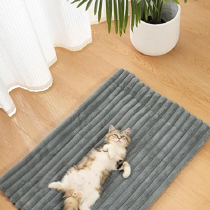Self Warming Cat Bed, 24" x 18" Cat Heating Pad, Non-Slip & Washable, Extra Warm Pet Mat for Indoor Cats & Puppies (Grey)