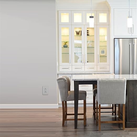 Legrand radiant 885TRGRY 15 Amp Tamper Resistant Decorator Duplex Outlet, Side Wire or Push Wire, Gray (1 Count)