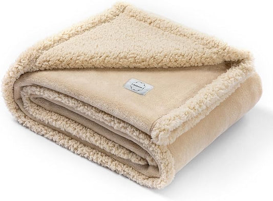 Waterproof Dog Blanket Reversible Pet Bed Cover Puppy Fluffy Cream Blankets Leakproof Sofa Couch Cover Cat Pet Blanket for Warm Washable-M
