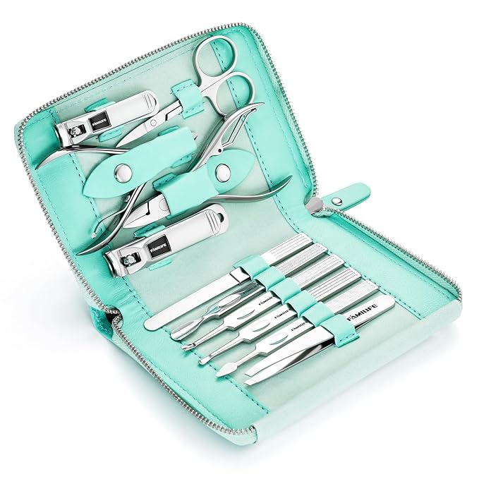 FAMILIFE Manicure Kit for Women, Professional Manicure Set Nail Clippers Set 11 in 1 Stainless Steel Pedicure Tools Nail Kit Men Grooming Tool with Portable Green Travel Case for Home, Travel