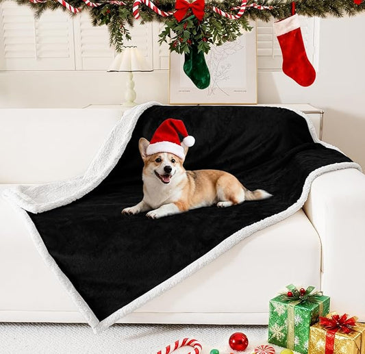 Smiry Waterproof Blanket Throw for Large Dogs, Soft Reversible Dog Blanket for Sofa Couch Bed, Washable Leakproof Sherpa Fleece Furniture Couch Protector(40"x60", Black/White)