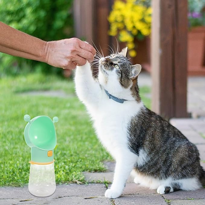 Portable Dog Water Bottle with One-Button Dispenser Generous Capacity Pet Drinking Water Cup for Outdoor Walking Hiking Travel Carry Hydration Feeder for Dogs and Cats