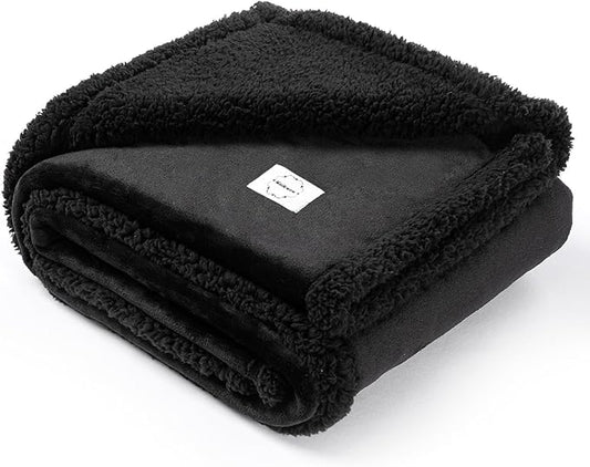 Waterproof Dog Blanket for Bed Covers Reversible Big Pet Puppy Blankets Leakproof Sofa Couch Washable Sherpa Fleece Covers Winter Cat for Warm-L-65x57in