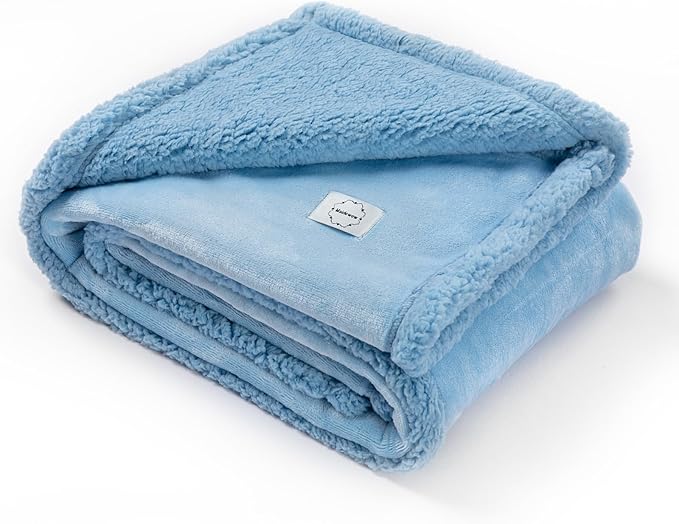 Blue Pet Blankets for Dogs Reversible Waterproof Pets Bed Cover Puppy Cat Blankets Leakproof Sofa Couch Washable Covers Doggie Beds Mats for Warm-Lake Blue,XL