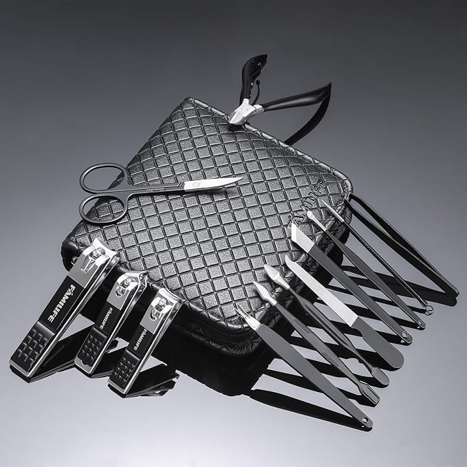 FAMILIFE Nail Kit, Professional Manicure Set Manicure Kit Nail Clipper Set, 13 in 1 Stainless Steel Pedicure Sets Clipper Tool, Men Grooming Tool with Portable Black Leather Travel Case for Him