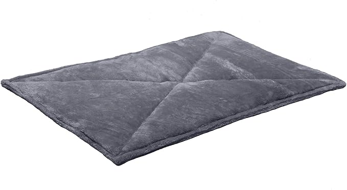 Furhaven ThermaNAP Self-Warming Cat Bed for Indoor Cats & Large/Medium Dogs, Washable & Reflects Body Heat - Quilted Faux Fur Reflective Bed Mat - Gray, Large
