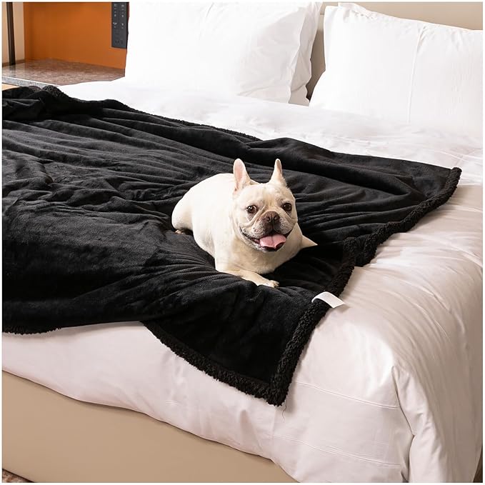 Waterproof Dog Blanket for Bed Covers Reversible Big Pet Puppy Blankets Leakproof Sofa Couch Washable Sherpa Fleece Covers Winter Cat for Warm-L-65x57in