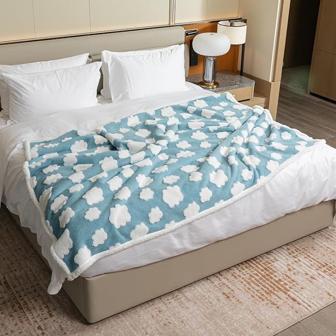 Waterproof Pet Blanket,Dog Bed Covers Couch Sofa Stylish Jacquard Pets Throw Blankets for Puppy Cats Washable Reversible Furniture Protection Covers (Blue Cloud,XL)