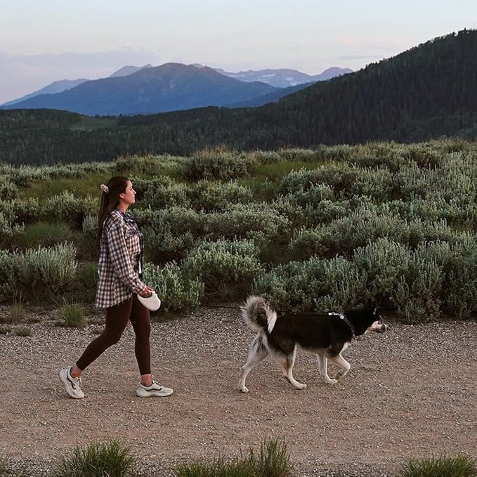 TUG Oval 360° Tangle-Free Retractable Dog Leash with Integrated Waste Bag Dispenser (Large, Cream)