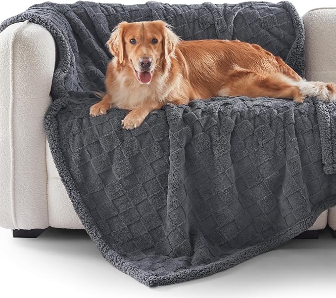 GASUR Waterproof Dog Blankets for Medium Small Dogs, Dog Blanket for Couch Bed, Fleece Pet Blanket for Furniture Sofa Protector, Soft Pet Throw Blankets for Crate Car Outdoor, Washable, 30"x40",Grey