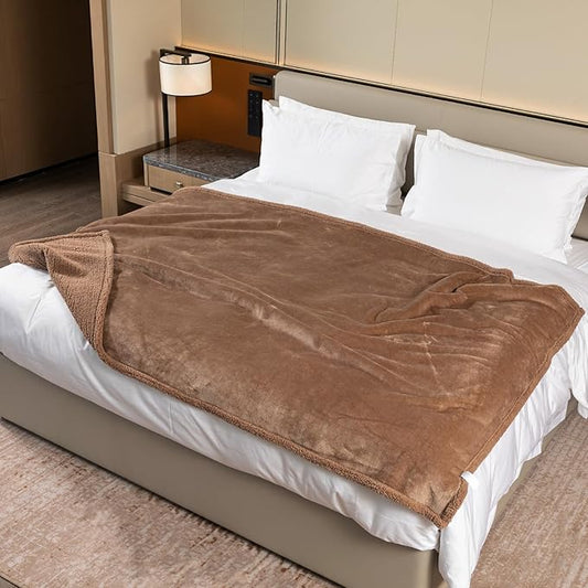 Waterproof Big Browm Dog Blanket for Bed Cover Reversible Pet Puppy Fluffy Jacquard Blankets Leakproof Mats for Sofa Couch Cover Washable-Camel,XXL