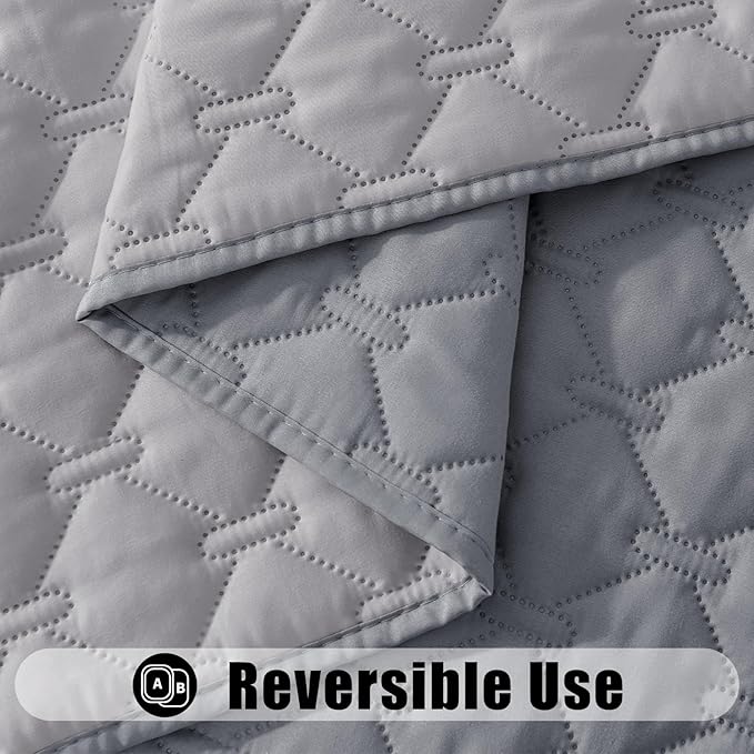 Smiry Waterproof Dog Bed Cover Blanket, Soft Reversible Pet Blanket, Washable Leakproof Cats Dogs Couch Cover for Sofa, Couch, Furniture, Plaid (52x82 Inch, Grey/Light Grey)