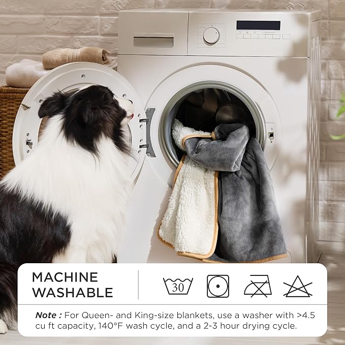 Bedsure Waterproof Blanket for Bed - Sherpa Fleece Waterproof Dog Blankets for Large Dogs, Pet Blankets for Bed/Couch/Dog Crate, Soft Plush Reversible Furniture Protector, King Size, 108"x86", Black