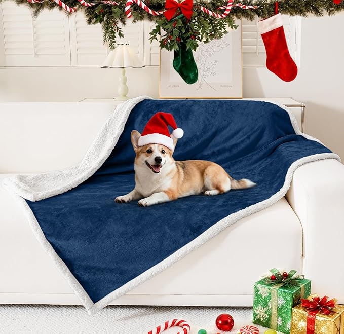 Smiry Waterproof Blanket Throw for Large Dogs, Soft Reversible Dog Blanket for Sofa Couch Bed, Washable Leakproof Sherpa Fleece Furniture Couch Protector(40"x60", Navy/White)