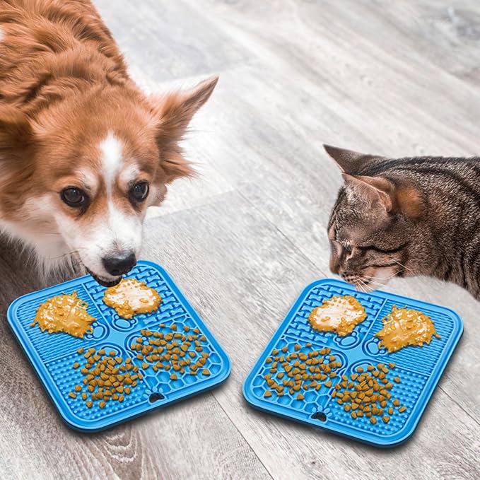 Dog Lick Mat with Suction Cups, Lick Mat for Dogs, Pet Food Mats and Slow Feeder Cat Bowl for Dog Anxiety Relief Pet Enrichment Toys for Bathing Station and Cat Grooming 2 Pack (Blue & Green)