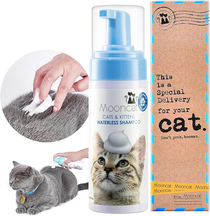 Mooncat Waterless Cat Shampoo, 100% Licking Safe & Vet Approved No Rinse Dry Bath Foam - Gentle Deodorizer for Short Haired Cats, Seniors & Kittens - Soothes Sensitive Skin, Reduces Dander & Odor