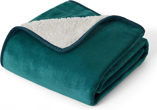 Bedsure Cat Blanket for Indoor Cats - Waterproof Calming Cat Blankets for Kitten, Sherpa Fleece Pet Blanket, Soft Plush Reversible Throw Furniture Protector, 35"x25", Green