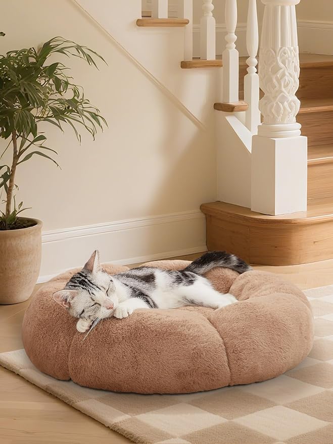 OhGeni 20 inches Calming Donut Dog & Cat Bed for Small Pets, Warming Comfort Fluffy Short Pile Fur, Durable Machine Washable Bed, Cute Round Bed for Puppy and Kitten, Camel