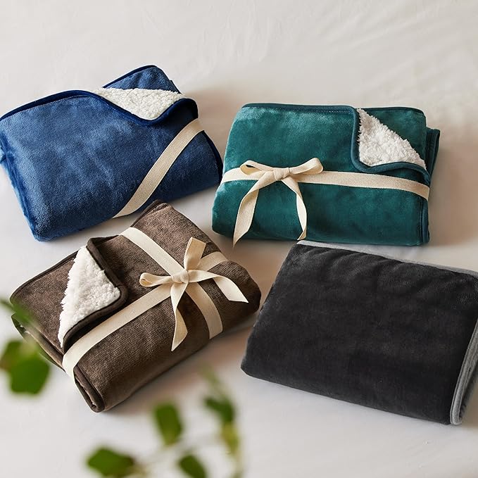 Bedsure Waterproof Dog Blankets for Extra Large Dogs - XL Cat Blanket Washable for Couch Protection, Sherpa Fleece Puppy Blanket, Soft Plush Reversible Throw Furniture Protector, 50"x60", Blue