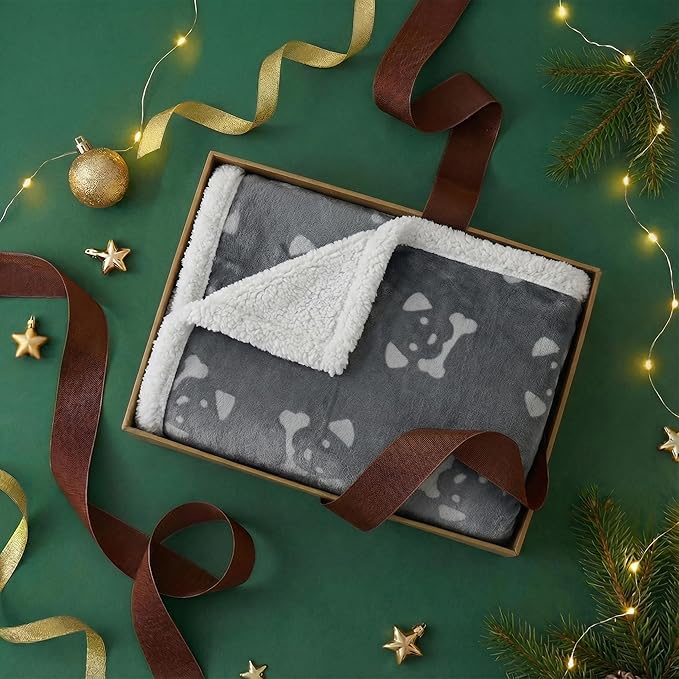 Bedsure Waterproof Dog Blankets for Large Dogs - Soft Print Sherpa Fleece Pet Cat Blanket Washable for Couch Bed Protection, Cozy Plush Reversible Throw Furniture Protector, 50"x60", Smokey Grey